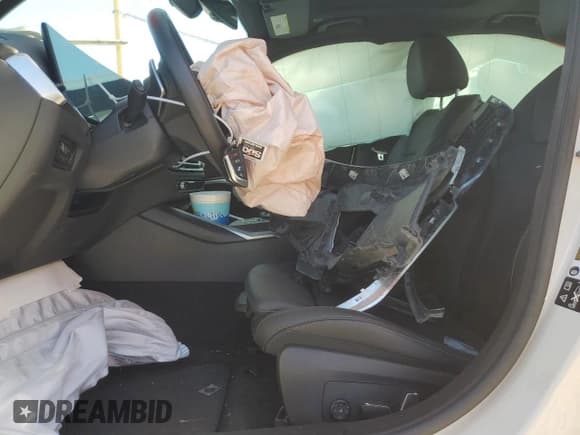 ✅ 2024 BMW 3 Series 330i xDrive • VIN: 3MW89FF01R8E83470 • Lot: 82068815. Listed on Copart with Not provided. Free auction sales archive from the USA and detailed vehicle history report at DreamBid. Image 7.