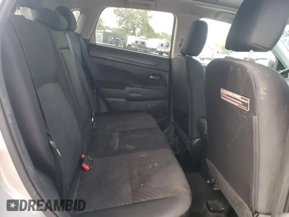 2014 Mitsubishi Outlander SE с VIN 4A4AR4AU8EE032880, выставлен на аукционе Copart как лот 84462845 с пробегом 130 555 миль миль и Списание • Salvage title. История ставок и продаж доступна на DreamBid. Изображение 11.
