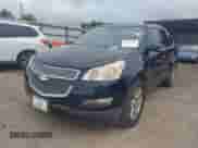 2010 Chevrolet Traverse 1LT z VIN 1GNLVFED9AJ220267, wystawiony jako IAAI lot #43285899 z przebiegiem 234 770 mil mil oraz . Historia ofert i sprzedaży dostępna na DreamBid. Obrazek 2.