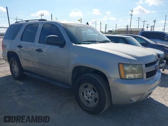 ✅ 2007 Chevrolet Tahoe LS • VIN: 1GNFC13C87R257711 • Lot: 42959692. Listed on IAAI with 308,717 mi. Free auction sales archive from the USA and detailed vehicle history report at DreamBid. Image 1.