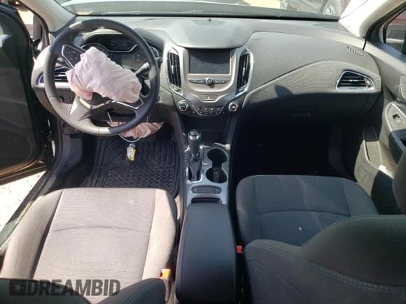 ✅ 2017 Chevrolet Cruze LT • VIN: 1G1BE5SM8H7214821 • Lot: 46473833. Listed on Copart with Not provided. Free auction sales archive from the USA and detailed vehicle history report at DreamBid. Image 8.