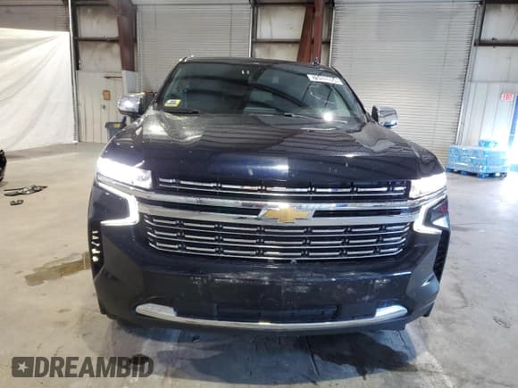 ✅ 2023 Chevrolet Suburban Premier • VIN: 1GNSCFKD0PR147144 • Lot: 75120854. Wystawiony na Copart z przebiegiem 59 430 mil. Bezpłatny archiwum sprzedaży aukcyjnych z USA i szczegółowy raport historii pojazdu na DreamBid. Zdjęcie 5.