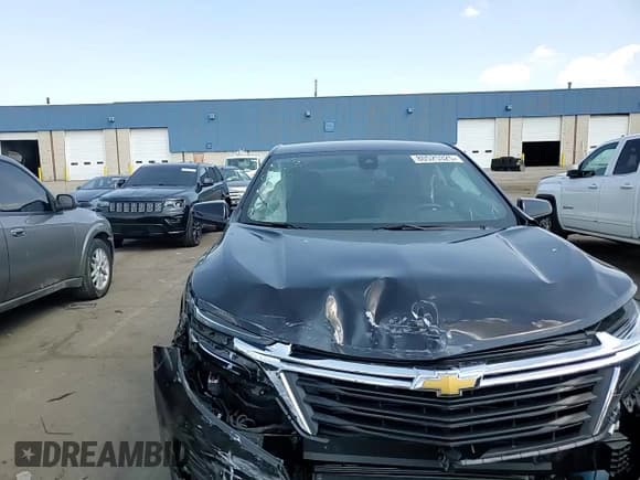 ✅ 2024 Chevrolet Equinox LT • VIN: 3GNAXKEG9RL368203 • Lot: 80525325. Wystawiony na Copart z przebiegiem 5 476 mil. Bezpłatny archiwum sprzedaży aukcyjnych z USA i szczegółowy raport historii pojazdu na DreamBid. Zdjęcie 13.