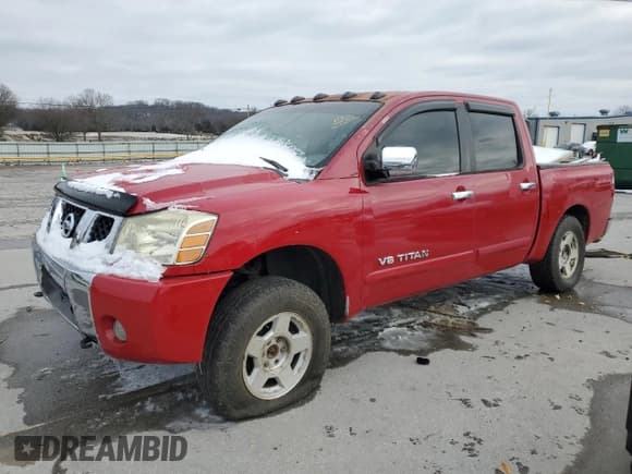 ✅ 2005 Nissan Titan SE • VIN: 1N6AA07B95N510959 • Lot: 46079125. Wystawiony na Copart z przebiegiem 376 245 mil. Bezpłatny archiwum sprzedaży aukcyjnych z USA i szczegółowy raport historii pojazdu na DreamBid. Zdjęcie 1.