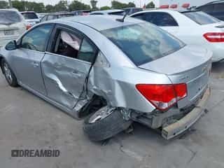 2012 Chevrolet Cruze 1LT z VIN 1G1PF5SC4C7315518, wystawiony jako IAAI lot #43234698 z przebiegiem 123 000 mil mil oraz . Historia ofert i sprzedaży dostępna na DreamBid. Obrazek 3.