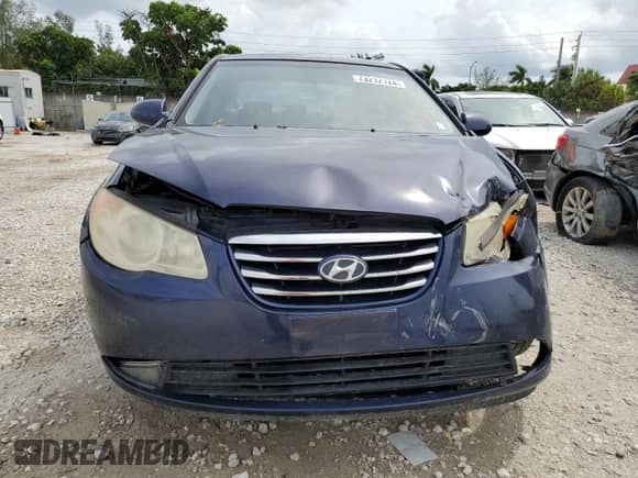 2010 Hyundai Elantra GLS z VIN KMHDU4AD3AU133419, wystawiony jako Copart lot #73212124 z przebiegiem 131 515 mil mil oraz Szkoda całkowita • Salvage title. Historia ofert i sprzedaży dostępna na DreamBid. Obrazek 5.