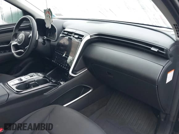 ✅ 2024 Hyundai Tucson Blue • VIN: KM8JBCD11RU223152 • Lot: 43410981. Listed on IAAI with 11,964 mi. Free auction sales archive from the USA and detailed vehicle history report at DreamBid. Image 5.