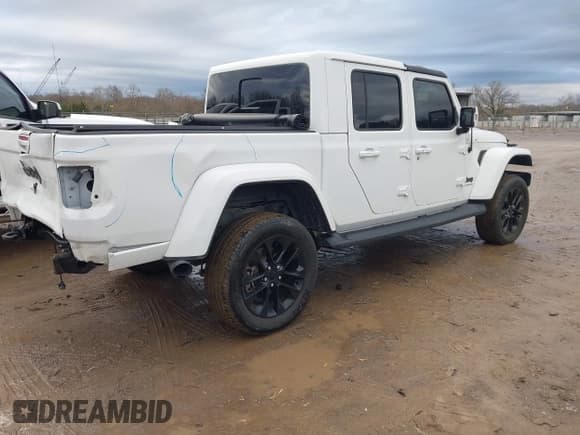 ✅ 2022 Jeep Gladiator Overland • VIN: 1C6HJTFG5NL170535 • Lot: 43759092. Listed on IAAI with 27,373 mi. Free auction sales archive from the USA and detailed vehicle history report at DreamBid. Image 4.