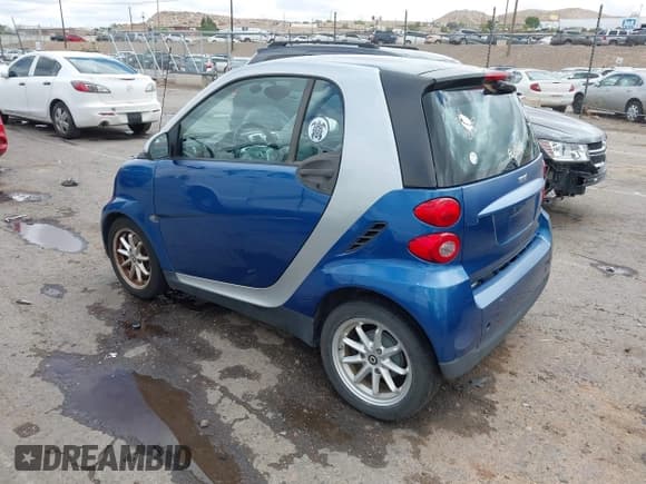 ✅ 2008 Smart fortwo Pure • VIN: WMEEJ31X88K167241 • Lot: 42214530. Listed on IAAI with 75,289 mi. Free auction sales archive from the USA and detailed vehicle history report at DreamBid. Image 3.