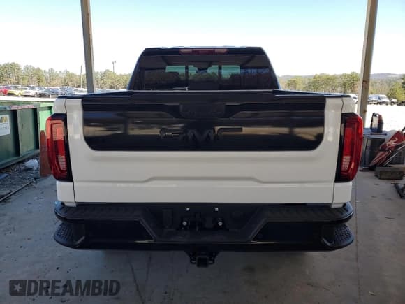 ✅ 2025 GMC Sierra 1500 AT4X • VIN: 3GTUUFE86SG134730 • Лот: 46269695. Опубликован ранее на Copart с пробегом 2 282 миль. Бесплатный доступ к архиву аукционных продаж из США и подробный отчёт об истории автомобиля на DreamBid. Изображение 6.