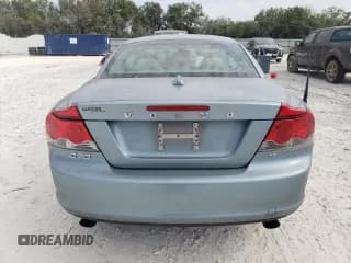 ✅ 2010 Volvo C70 • VIN: YV1672MC3AJ092202 • Лот: 76524334. Опубликован ранее на Copart с пробегом 138 438 миль. Бесплатный доступ к архиву аукционных продаж из США и подробный отчёт об истории автомобиля на DreamBid. Изображение 6.