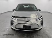 ✅ 2023 Chevrolet Bolt EV 1LT • VIN: 1G1FW6S01P4196776 • Lot: 81855234. Wystawiony na Copart z przebiegiem 17 946 mil. Bezpłatny archiwum sprzedaży aukcyjnych z USA i szczegółowy raport historii pojazdu na DreamBid. Zdjęcie 5.