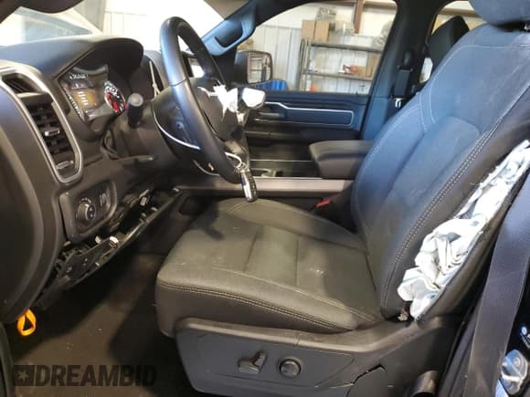 ✅ 2022 Ram 1500 Big Horn • VIN: 1C6SRFFT3NN381931 • Лот: 82612754. Опубликован ранее на Copart с пробегом 41 813 миль. Бесплатный доступ к архиву аукционных продаж из США и подробный отчёт об истории автомобиля на DreamBid. Изображение 7.