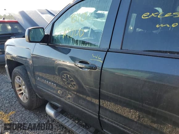 ✅ 2018 Chevrolet Silverado 1500 LT • VIN: 3GCPCREC5JG206294 • Лот: 73841584. Опубликован ранее на Copart с пробегом Не указан. Бесплатный доступ к архиву аукционных продаж из США и подробный отчёт об истории автомобиля на DreamBid. Изображение 12.