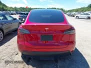 ✅ 2025 Tesla Model Y Long Range • VIN: 7SAYGAEE5SF233291 • Lot: 42771468. Listed on IAAI with 4,953 mi. Free auction sales archive from the USA and detailed vehicle history report at DreamBid. Image 16.