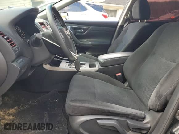 2015 Nissan Altima S z VIN 1N4AL3APXFN890999, wystawiony jako Copart lot #68495175 z przebiegiem 168 409 mil mil oraz Czysty tytuł • Clean title. Historia ofert i sprzedaży dostępna na DreamBid. Obrazek 7.