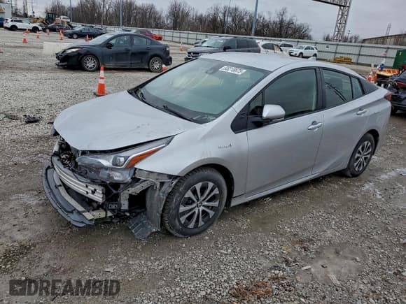 ✅ 2022 Toyota Prius LE • VIN: JTDL9MFU5N3033425 • Lot: 95218875. Listed on Copart with Not provided. Free auction sales archive from the USA and detailed vehicle history report at DreamBid. Image 1.