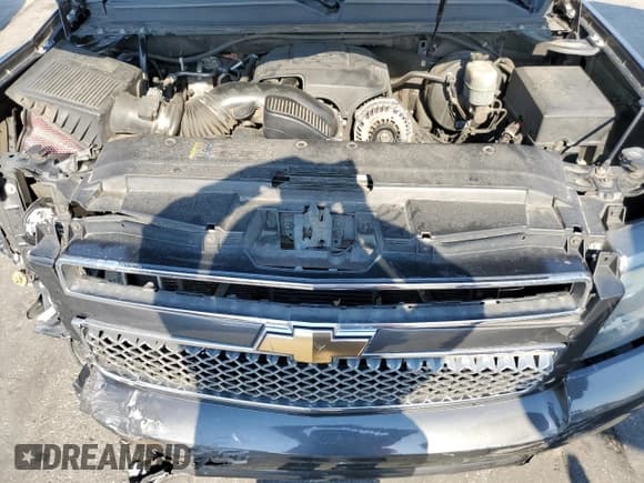 ✅ 2011 Chevrolet Suburban LTZ • VIN: 1GNSKKE38BR207064 • Lot: 70100724. Wystawiony na Copart z przebiegiem 209 336 mil. Bezpłatny archiwum sprzedaży aukcyjnych z USA i szczegółowy raport historii pojazdu na DreamBid. Zdjęcie 14.