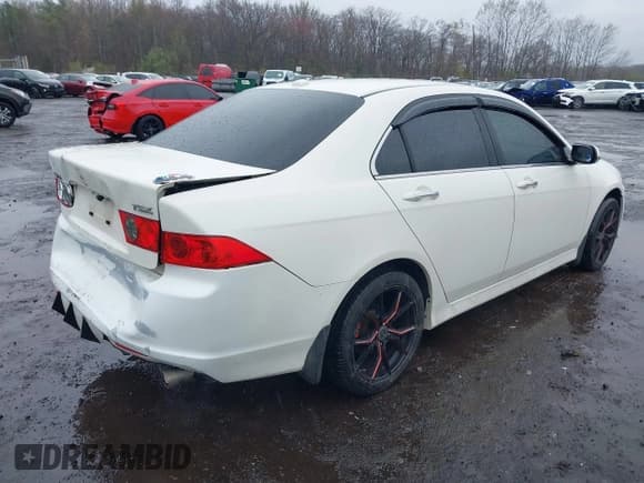 ✅ 2007 Acura TSX Navi • VIN: JH4CL96987C010023 • Lot: 42026153. Listed on IAAI with 225,003 mi. Free auction sales archive from the USA and detailed vehicle history report at DreamBid. Image 4.