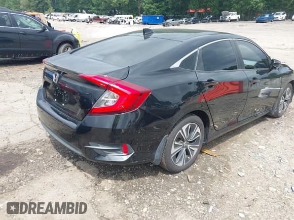 ✅ 2016 Honda Civic EX-L • VIN: 19XFC1F78GE039920 • Lot: 43063632. Wystawiony na IAAI z przebiegiem 95 165 mil. Bezpłatny archiwum sprzedaży aukcyjnych z USA i szczegółowy raport historii pojazdu na DreamBid. Zdjęcie 4.