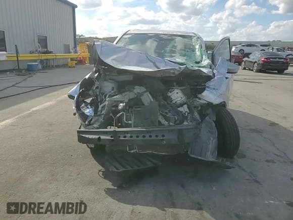 ✅ 2017 Nissan Note SV • VIN: 3N1CE2CP2HL369804 • Lot: 92063015. Wystawiony na Copart z przebiegiem 120 240 mil. Bezpłatny archiwum sprzedaży aukcyjnych z USA i szczegółowy raport historii pojazdu na DreamBid. Zdjęcie 14.