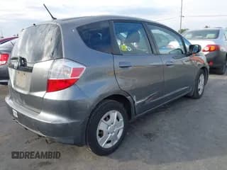 ✅ 2013 Honda Fit • VIN: JHMGE8H38DC081023 • Lot: 43679262. Wystawiony na IAAI z przebiegiem 48 413 mil. Bezpłatny archiwum sprzedaży aukcyjnych z USA i szczegółowy raport historii pojazdu na DreamBid. Zdjęcie 4.