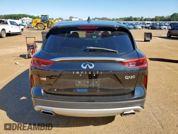 ✅ 2019 Infiniti QX50 Luxe • VIN: 3PCAJ5M18KF103799 • Лот: 90398845. Опубликован ранее на Copart с пробегом 131 574 миль. Бесплатный доступ к архиву аукционных продаж из США и подробный отчёт об истории автомобиля на DreamBid. Изображение 6.