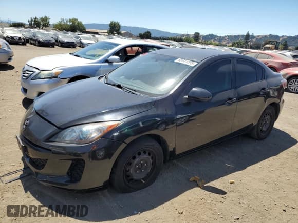 ✅ 2013 Mazda 3 i Sport • VIN: JM1BL1UP7D1847000 • Lot: 68941205. Wystawiony na Copart z przebiegiem 116 413 mil. Bezpłatny archiwum sprzedaży aukcyjnych z USA i szczegółowy raport historii pojazdu na DreamBid. Zdjęcie 1.