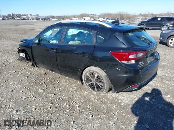 ✅ 2020 Subaru Impreza Premium • VIN: 4S3GTAV66L3724531 • Lot: 41855076. Listed on IAAI with Not provided. Free auction sales archive from the USA and detailed vehicle history report at DreamBid. Image 3.