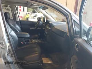 ✅ 2007 Mitsubishi Endeavor SE • VIN: 4A4MN31S57E074301 • Lot: 43476247. Listed on IAAI with 213,169 mi. Free auction sales archive from the USA and detailed vehicle history report at DreamBid. Image 5.