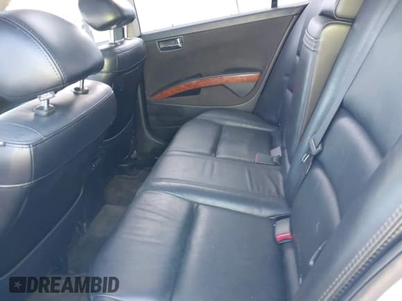 ✅ 2005 Nissan Maxima SE • VIN: 1N4BA41E85C844984 • Lot: 42136914. Wystawiony na IAAI z przebiegiem Nie podano. Bezpłatny archiwum sprzedaży aukcyjnych z USA i szczegółowy raport historii pojazdu na DreamBid. Zdjęcie 8.