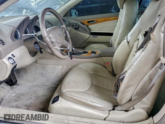 ✅ 2005 Mercedes-Benz SL 500 • VIN: WDBSK75F75F094230 • Lot: 80403445. Wystawiony na Copart z przebiegiem 191 895 mil. Bezpłatny archiwum sprzedaży aukcyjnych z USA i szczegółowy raport historii pojazdu na DreamBid. Zdjęcie 7.