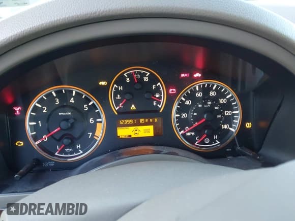 ✅ 2014 Nissan Armada SV • VIN: 5N1BA0NC8EN610226 • Lot: 43814797. Listed on IAAI with 123,991 mi. Free auction sales archive from the USA and detailed vehicle history report at DreamBid. Image 7.