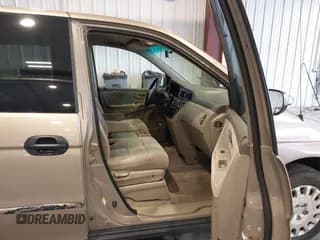 ✅ 2003 Honda Odyssey LX • VIN: 5FNRL18583B066872 • Lot: 43728524. Wystawiony na IAAI z przebiegiem 241 613 mil. Bezpłatny archiwum sprzedaży aukcyjnych z USA i szczegółowy raport historii pojazdu na DreamBid. Zdjęcie 5.