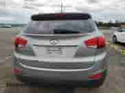 2011 Hyundai Tucson GLS z VIN KM8JUCAC6BU286477, wystawiony jako Copart lot #67274725 z przebiegiem 132 556 mil mil oraz Czysty tytuł • Clean title. Historia ofert i sprzedaży dostępna na DreamBid. Obrazek 6.