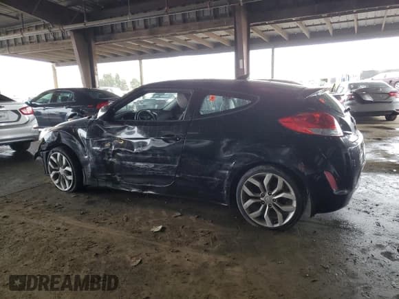 ✅ 2012 Hyundai Veloster w/Gray Int • VIN: KMHTC6AD2CU079379 • Lot: 42972695. Wystawiony na Copart z przebiegiem Nie podano. Bezpłatny archiwum sprzedaży aukcyjnych z USA i szczegółowy raport historii pojazdu na DreamBid. Zdjęcie 2.