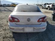 ✅ 2010 Volkswagen CC Sport • VIN: WVWNN7AN8AE532255 • Lot: 76564264. Wystawiony na Copart z przebiegiem Nie podano. Bezpłatny archiwum sprzedaży aukcyjnych z USA i szczegółowy raport historii pojazdu na DreamBid. Zdjęcie 6.