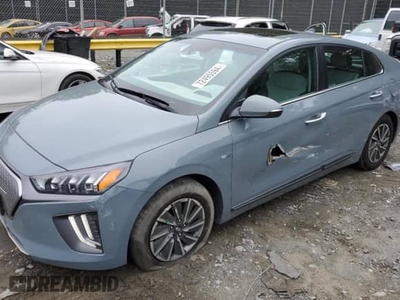 2020 Hyundai Ioniq Limited с VIN KMHC85LJ1LU071272, выставлен на аукционе Copart как лот 72495594 с пробегом 29 659 миль миль и Списание • Salvage title. История ставок и продаж доступна на DreamBid. Изображение 1.