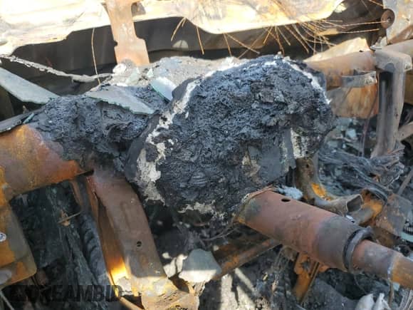 2015 Chevrolet Equinox LT z VIN 2GNFLFEK0F6425093, wystawiony jako Copart lot #80145025 z przebiegiem Nie podano mil oraz Szkoda całkowita • Salvage title. Historia ofert i sprzedaży dostępna na DreamBid. Obrazek 9.