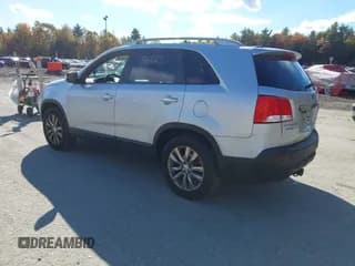 ✅ 2011 Kia Sorento EX • VIN: 5XYKUDA20BG034702 • Lot: 43463890. Wystawiony na IAAI z przebiegiem 246 819 mil. Bezpłatny archiwum sprzedaży aukcyjnych z USA i szczegółowy raport historii pojazdu na DreamBid. Zdjęcie 3.