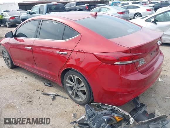 2017 Hyundai Elantra Limited с VIN KMHD84LF8HU127418, выставлен на аукционе IAAI как лот 43094172 с пробегом 121 455 миль миль и . История ставок и продаж доступна на DreamBid. Изображение 3.