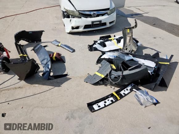 ✅ 2024 Kia Sorento S • VIN: 5XYRLDJC2RG264519 • Lot: 62948265. Wystawiony na Copart z przebiegiem 30 255 mil. Bezpłatny archiwum sprzedaży aukcyjnych z USA i szczegółowy raport historii pojazdu na DreamBid. Zdjęcie 13.