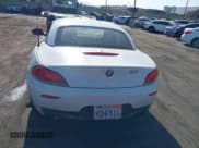 ✅ 2015 BMW Z4 sDrive35i • VIN: WBALM7C56FJ799025 • Лот: 42707903. Опубликован ранее на IAAI с пробегом 139 767 миль. Бесплатный доступ к архиву аукционных продаж из США и подробный отчёт об истории автомобиля на DreamBid. Изображение 17.