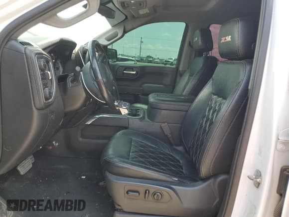 ✅ 2019 Chevrolet Silverado 1500 • VIN: 0K1175584768 • Лот: 63298294. Опубликован ранее на Copart с пробегом 63 769 миль. Бесплатный доступ к архиву аукционных продаж из США и подробный отчёт об истории автомобиля на DreamBid. Изображение 7.