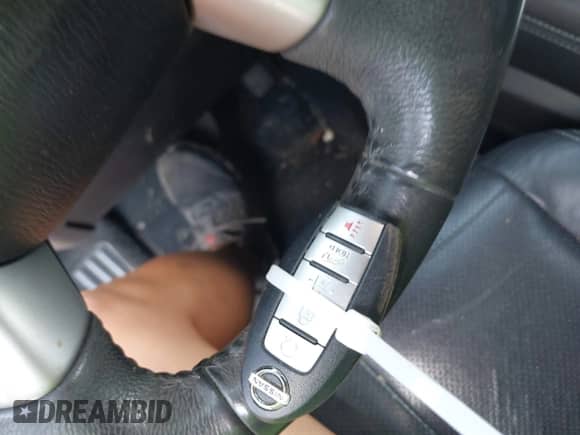 2015 Nissan Murano Platinum with VIN 5N1AZ2MG2FN216808, listed as a IAAI auction lot 43148024 with 172,535 mi miles and . Bid and sale history available at DreamBid. Image 11.