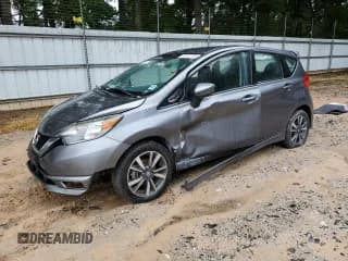 ✅ 2018 Nissan Note SR • VIN: 3N1CE2CP0JL352974 • Лот: 67472735. Опубликован ранее на Copart с пробегом 135 459 миль. Бесплатный доступ к архиву аукционных продаж из США и подробный отчёт об истории автомобиля на DreamBid. Изображение 1.