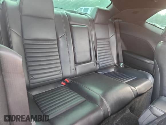 2014 Dodge Challenger Shaker z VIN 2C3CDYBT3EH207464, wystawiony jako Copart lot #64220845 z przebiegiem 125 369 mil mil oraz Szkoda całkowita • Salvage title. Historia ofert i sprzedaży dostępna na DreamBid. Obrazek 10.