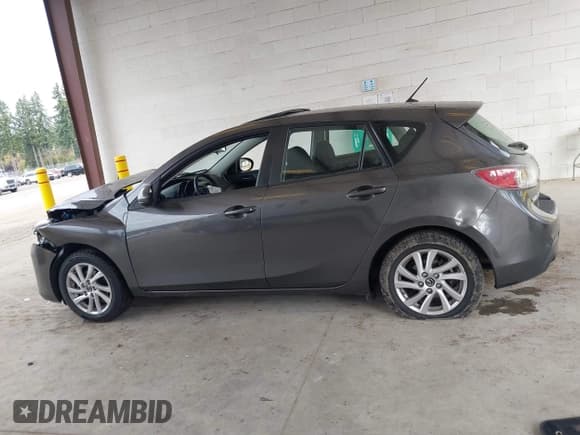 ✅ 2013 Mazda 3 i Touring • VIN: JM1BL1LP8D1738868 • Лот: 43429636. Опубликован ранее на IAAI с пробегом 96 997 миль. Бесплатный доступ к архиву аукционных продаж из США и подробный отчёт об истории автомобиля на DreamBid. Изображение 14.
