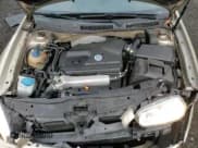 ✅ 2001 Volkswagen Golf GTI • VIN: 9BWDD21J914058908 • Lot: 82346334. Wystawiony na Copart z przebiegiem 149 955 mil. Bezpłatny archiwum sprzedaży aukcyjnych z USA i szczegółowy raport historii pojazdu na DreamBid. Zdjęcie 13.