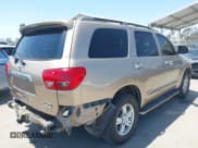 ✅ 2008 Toyota Sequoia Limited • VIN: 5TDZY68A48S001712 • Lot: 42338560. Wystawiony na IAAI z przebiegiem 164 616 mil. Bezpłatny archiwum sprzedaży aukcyjnych z USA i szczegółowy raport historii pojazdu na DreamBid. Zdjęcie 4.